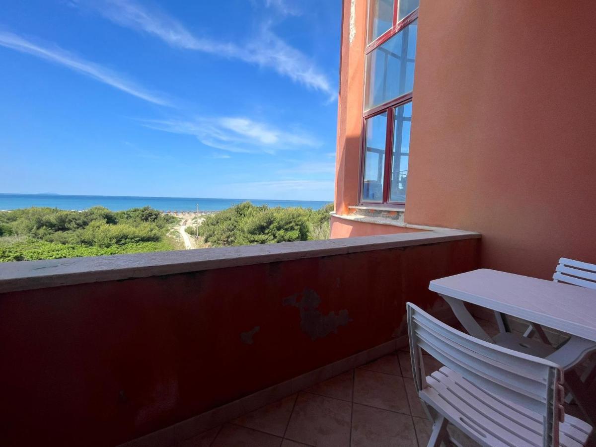 Appartamenti Regina Del Mare Calambrone Exterior foto